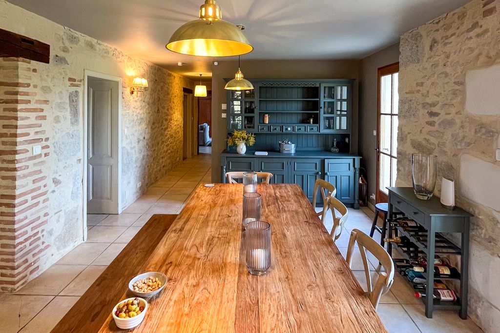 Maison Beau Pic Vert Dordogne Olivers Travels 4