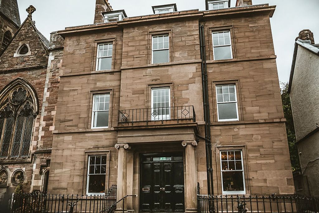 River Lodge Scotland Olivers Travels 5