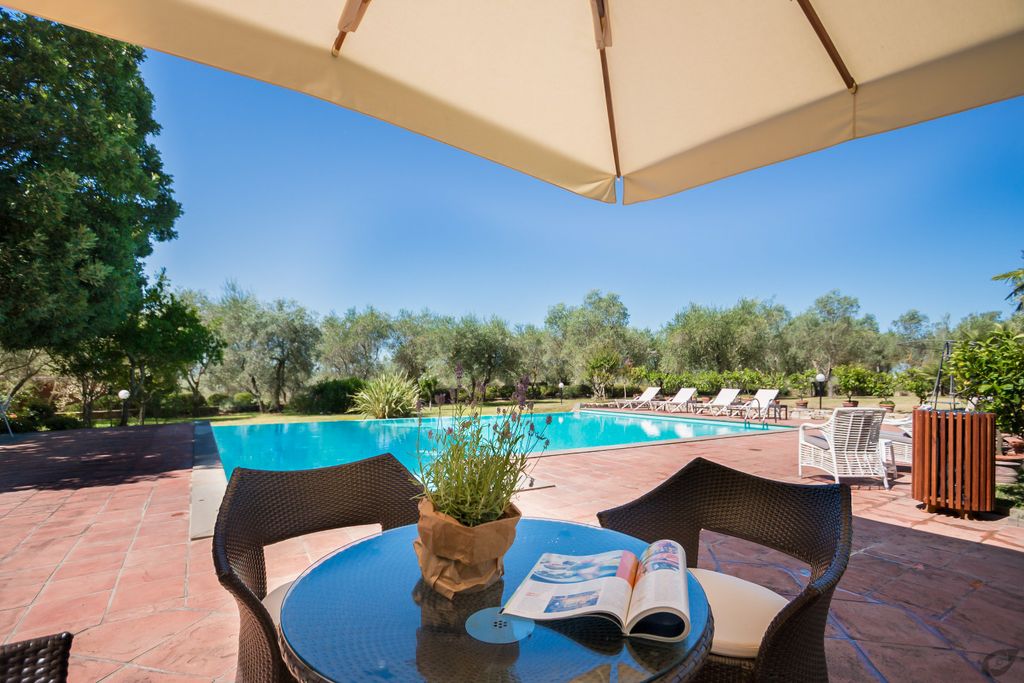 Villa Tullio Tuscany Olivers Travels 5