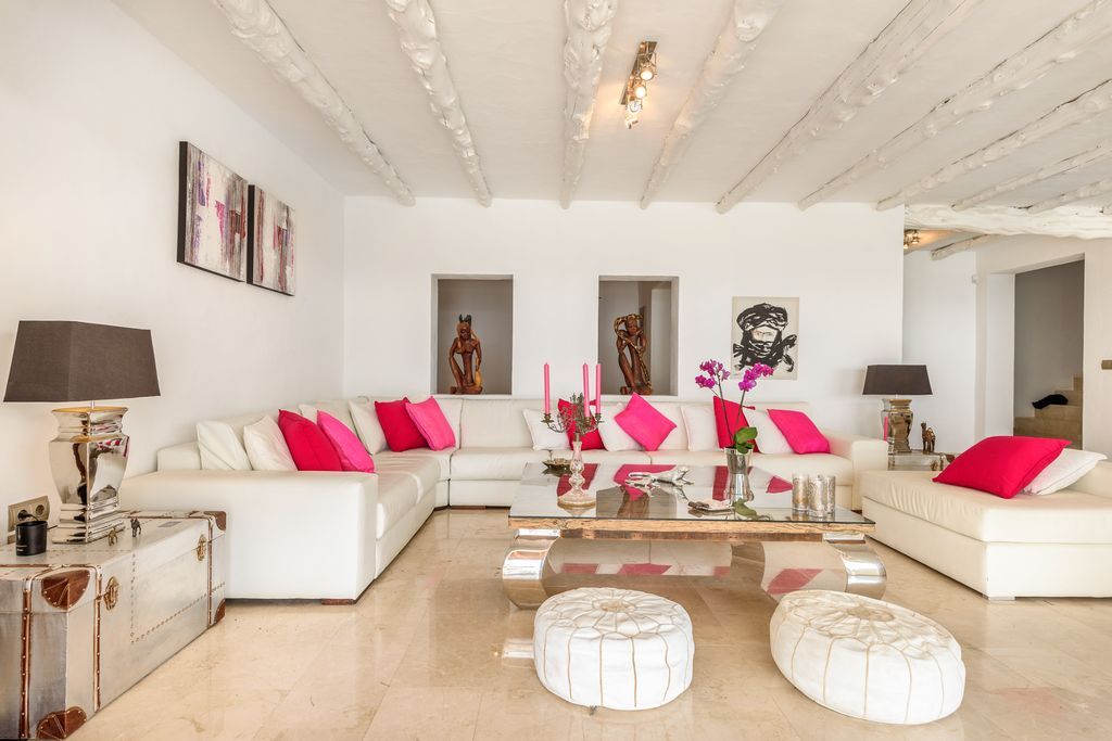 Villa Romero Ibiza OliversTravels 3