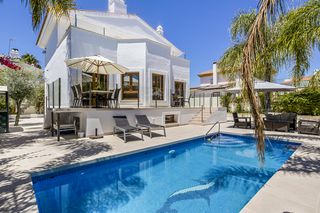 Villa Rosita Costa del Sol Olivers Travels 1