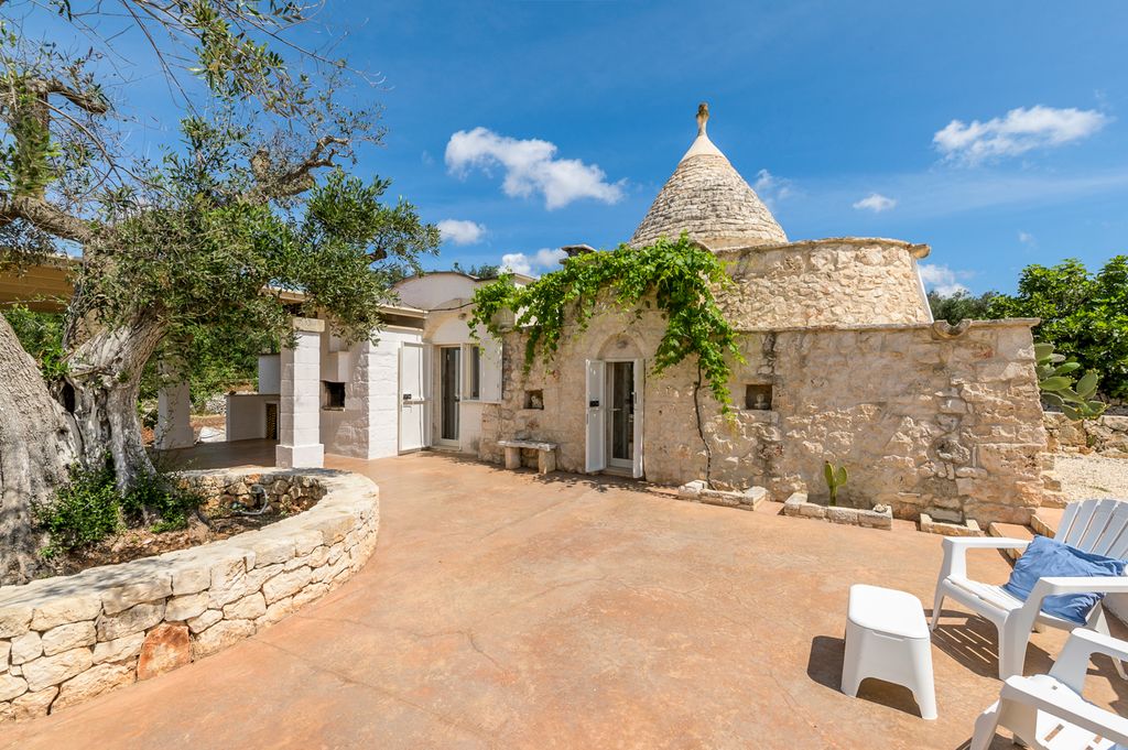 Trullo Sole Puglia Olivers Travels 2