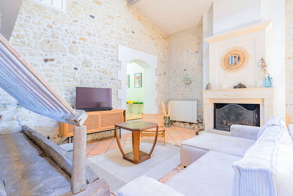 Maison Farrah Aquitaine OliversTravels 3