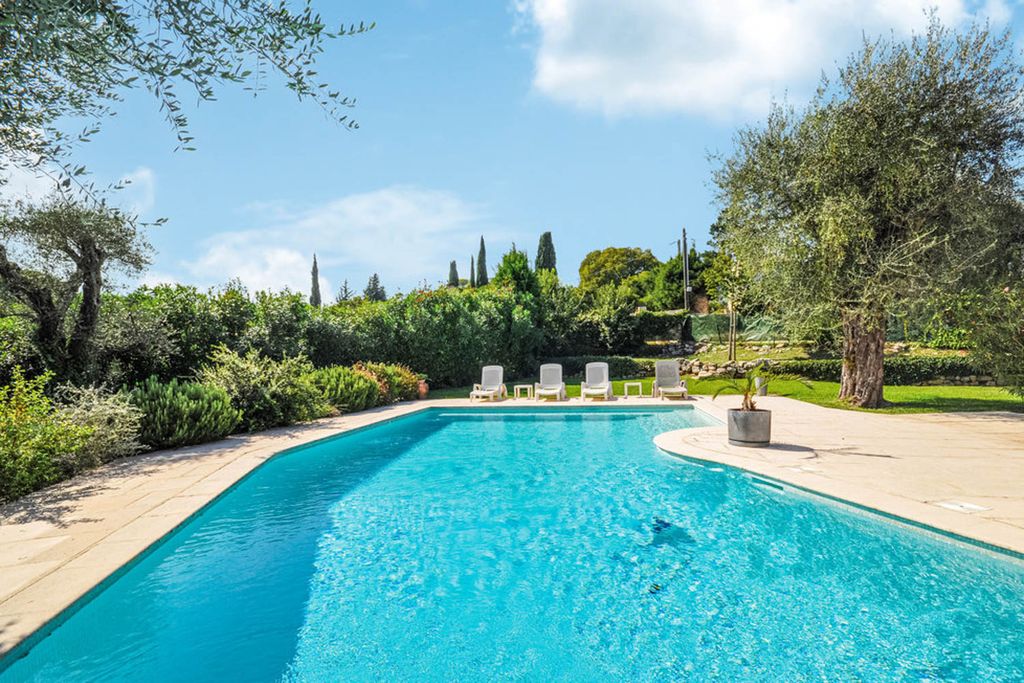 Maiso Marnie Provence OliversTravels 3