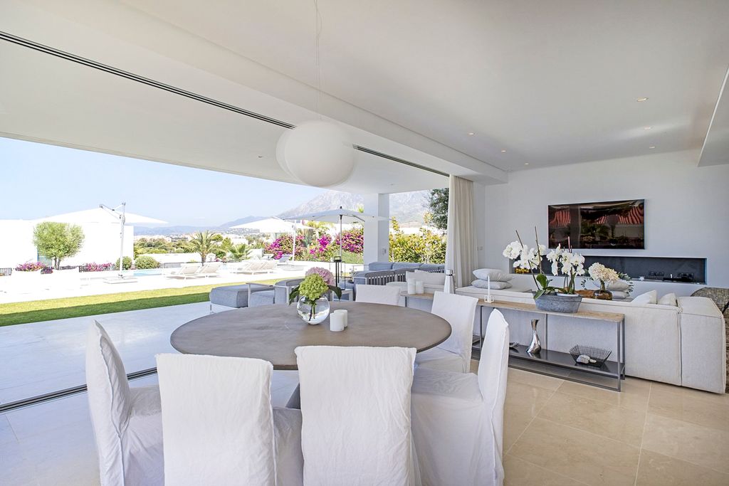 Villa Rio Paloma Costa del Sol Olivers Travels 4