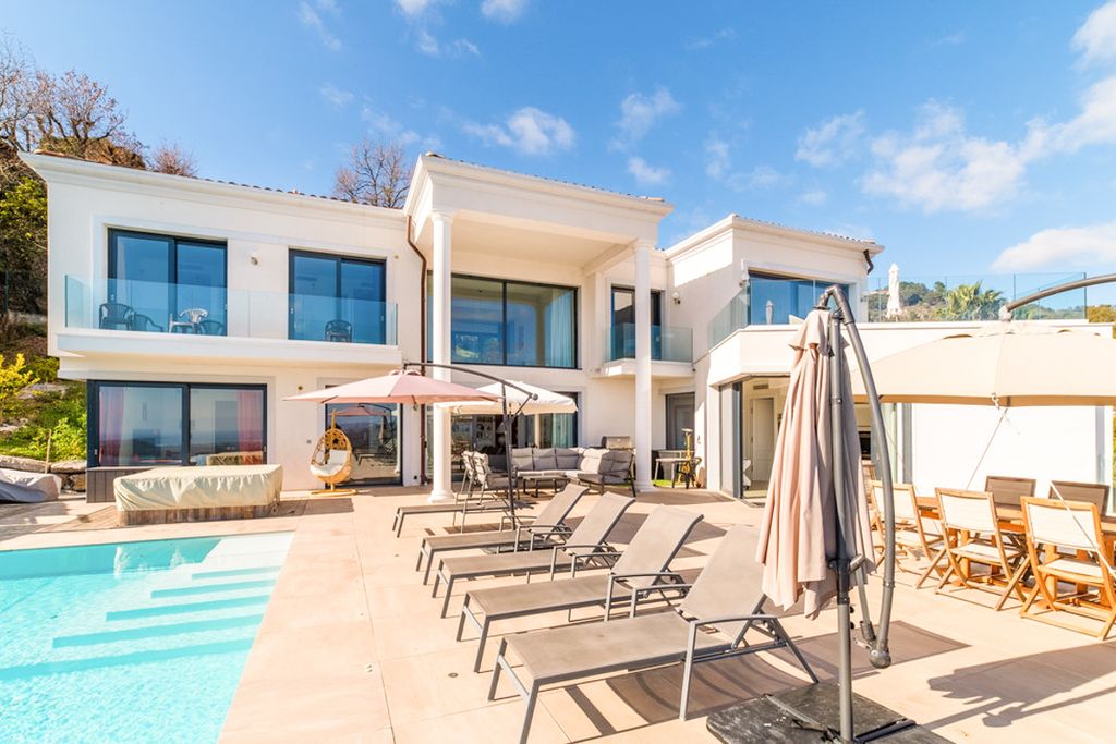 Villa Pittoresque French Riviera OliversTravels 23