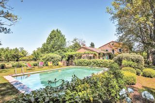 Rosalinda Provence OliversTravels 1