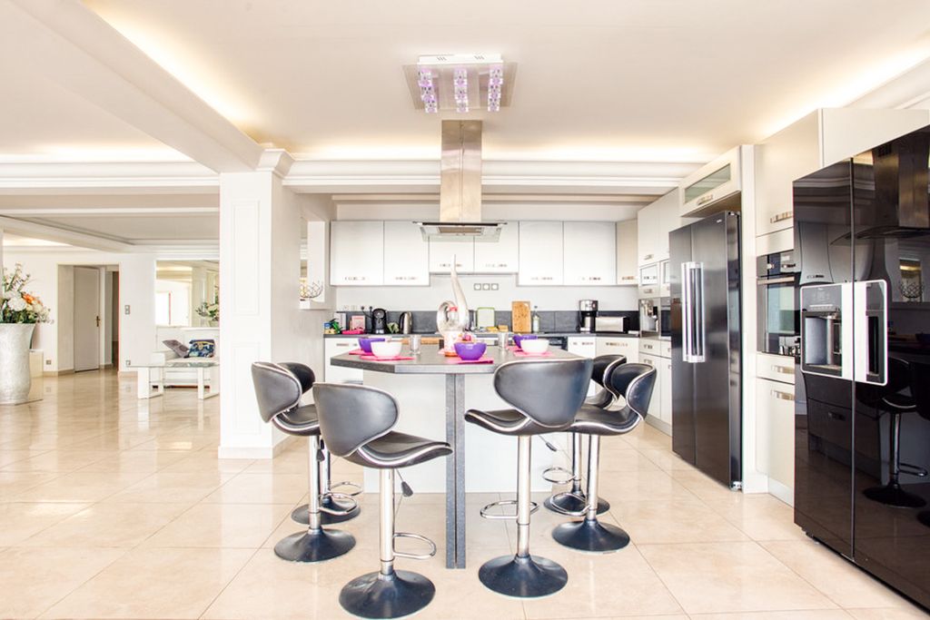 Dans Le Bleu Provence OliversTravels 3