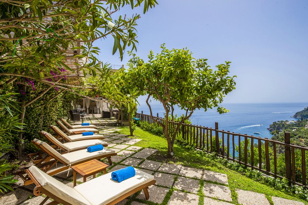 Villa Ligiani Sorrento Olivers Travels 5