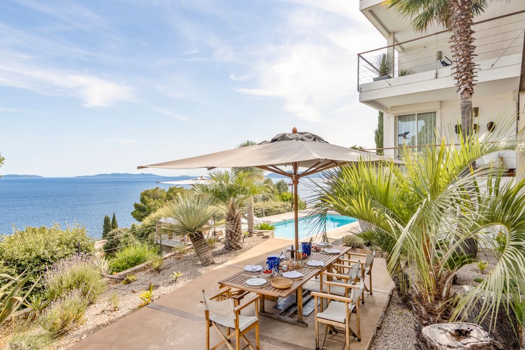 Villa Belle Eclat French Riviera Olivers Travels5