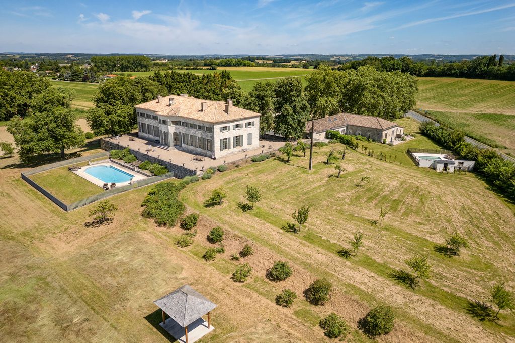 Chateau Claria Dordogne Olivers Travels 41