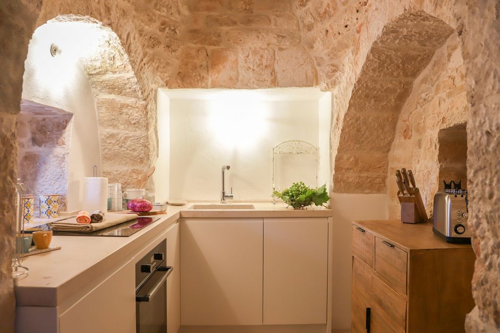Trulli Ciporrelli Puglia Olivers Travels 3