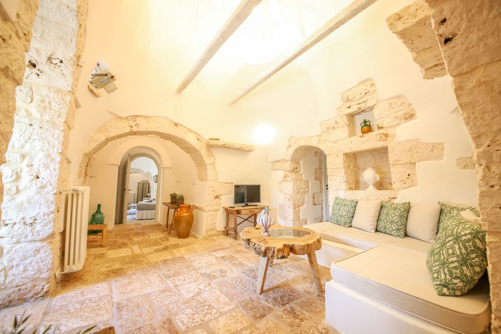 Trulli Messapica Puglia Olivers Travels 3
