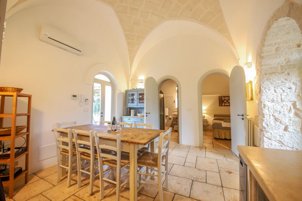 Trulli Messapica Puglia Olivers Travels 4