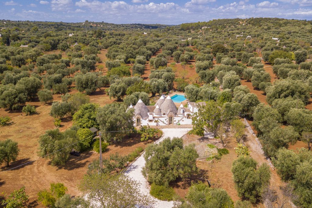 Trulli Messapica Puglia Olivers Travels 1