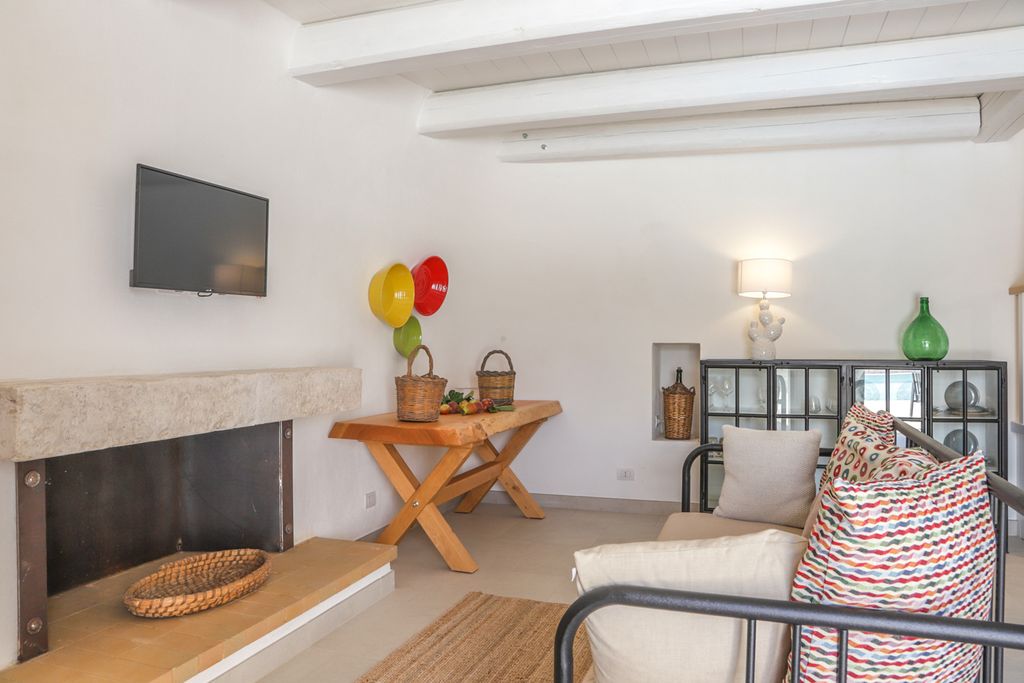 Trullo Alberobello Puglia Olivers Travels 3