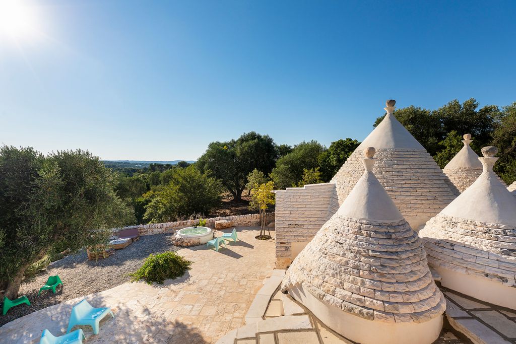 Trulli Posidone Puglia Olivers Travels 2