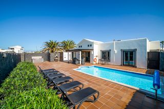 Villa Ruma Lanzarote Olivers Travels 1
