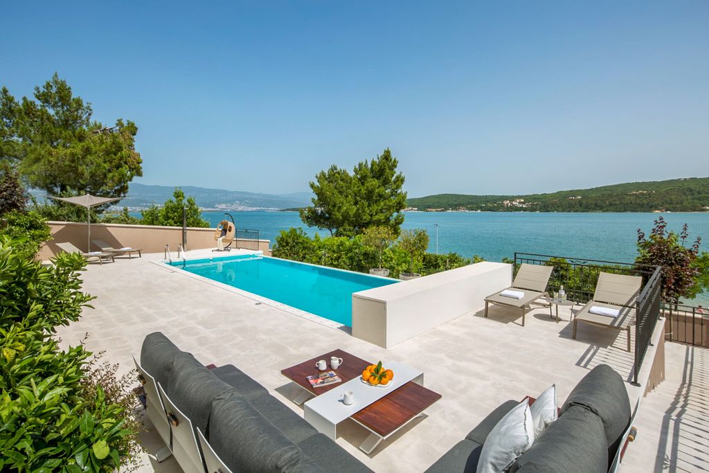 Sophina Palace Krk Olivers Travels 2