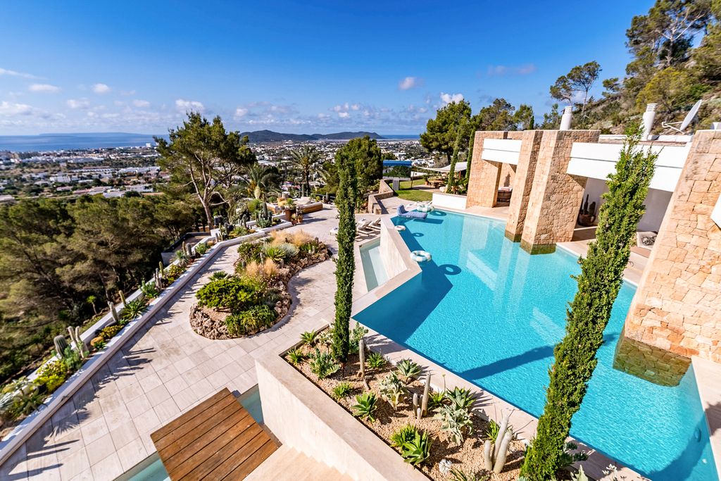 Villa Salinas Ibiza Olivers Travels 1