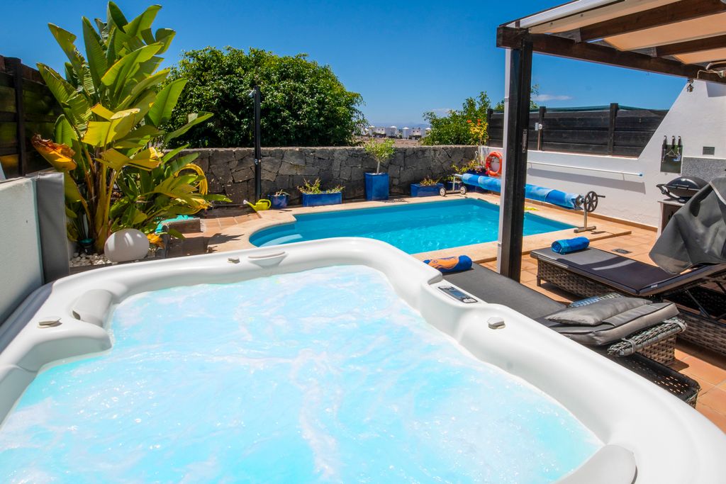 Villa Agora Lanzarote Olivers Travels 2