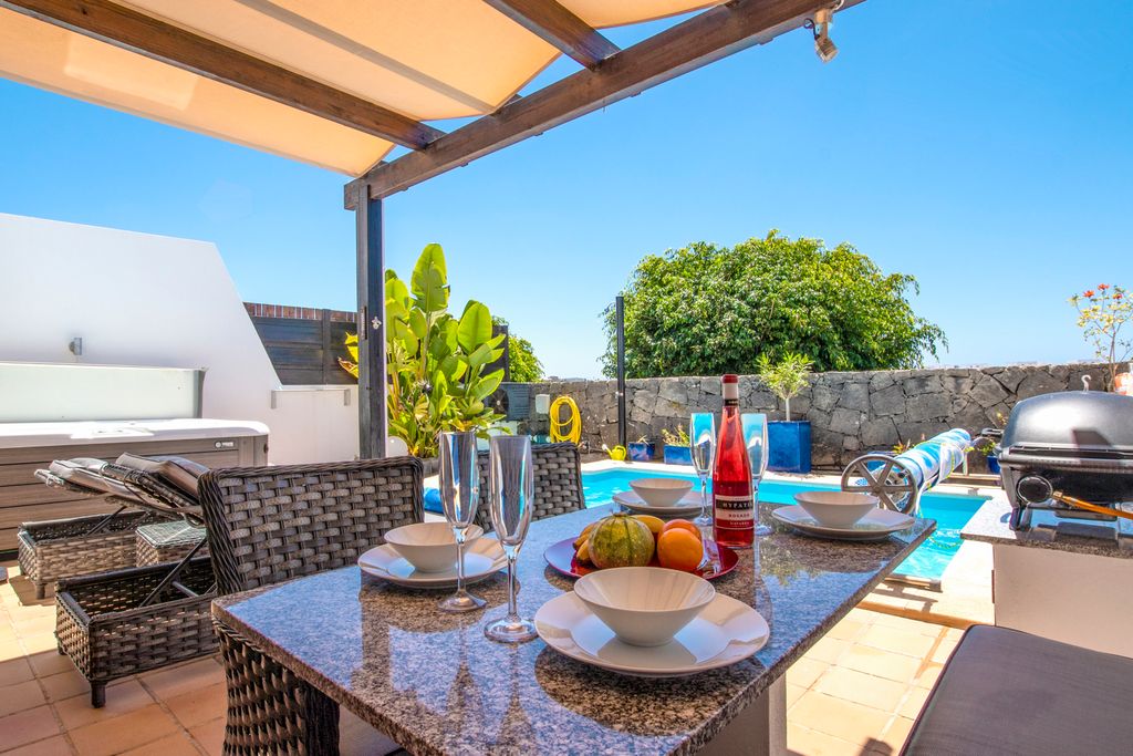 Villa Agora Lanzarote Olivers Travels 5