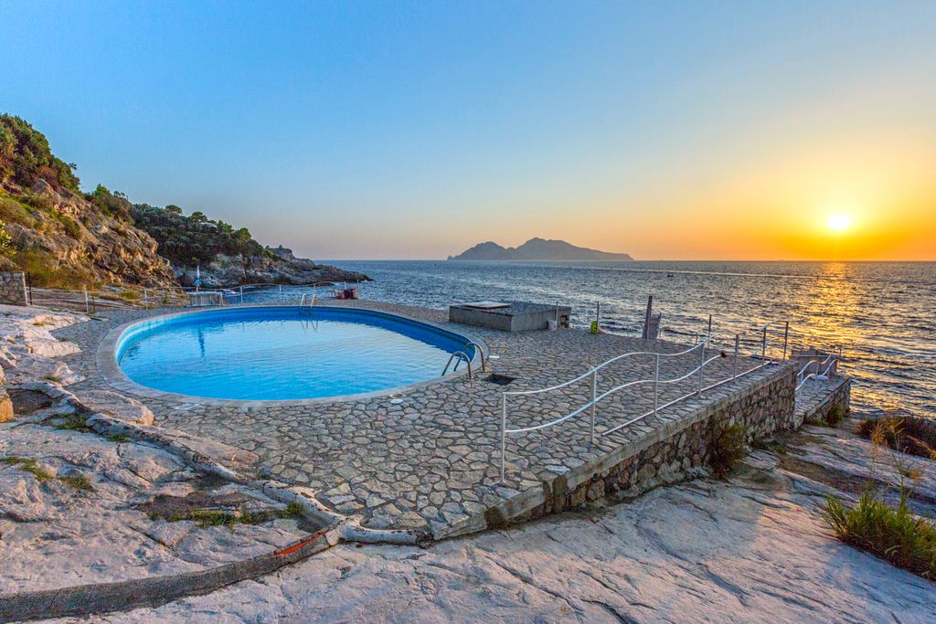 Villa Annunziata Amalfi Olivers Travels 1