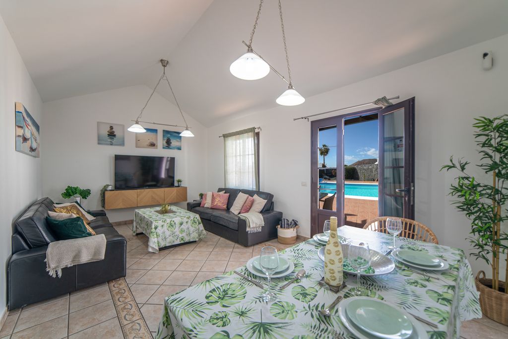 Villa Tima Lanzarote Olivers Travels 3