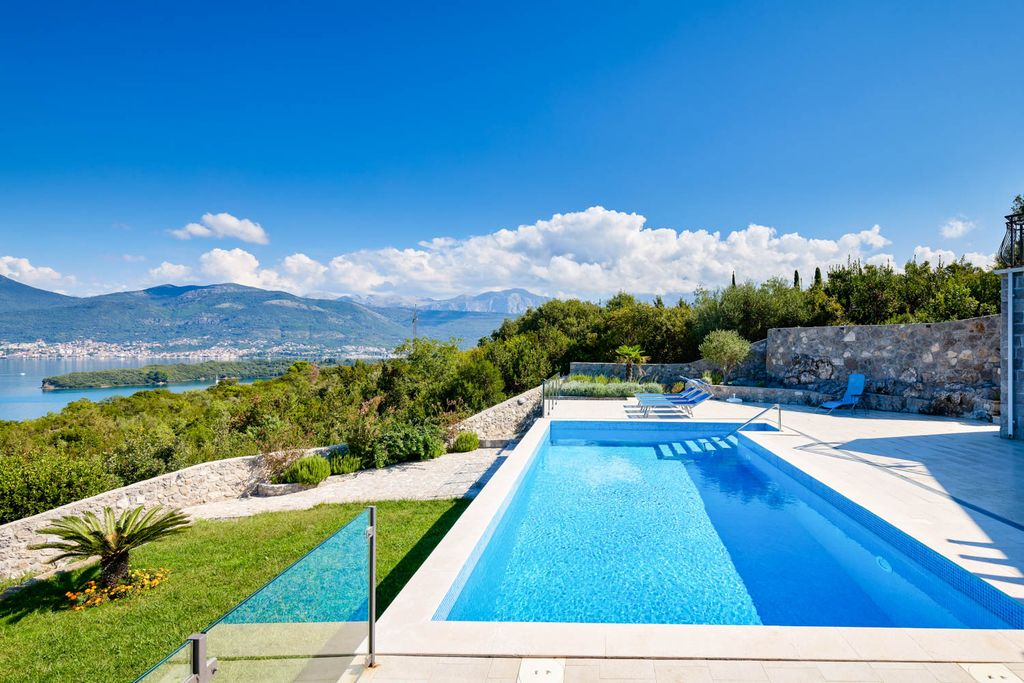 Villa Mirage Bay of Kotor Montenegro OliversTravels 3