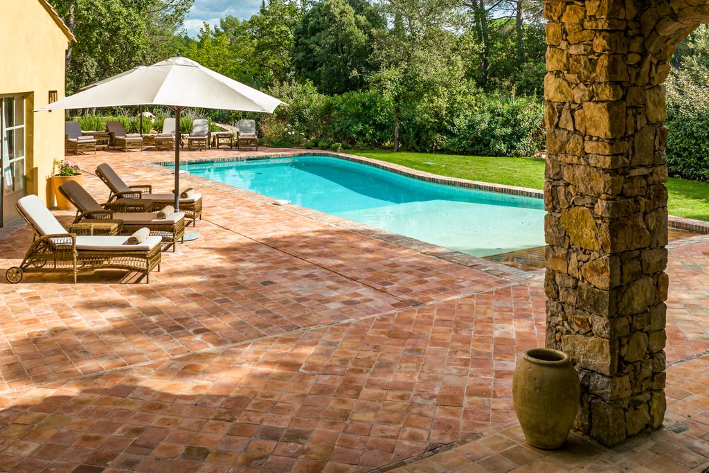 Maison Illusion Provence Olivers Travels 2