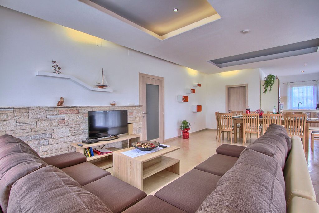 Villa Soko Istria Olivers Travels3