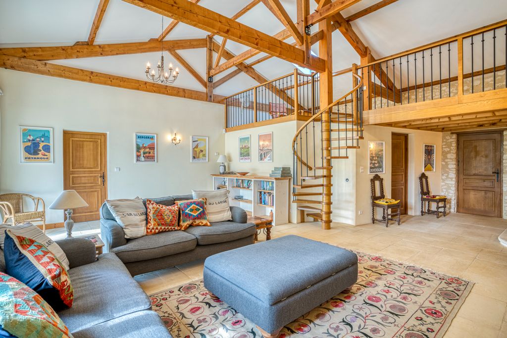 Maison Longchamps Dordogne Olivers Travels 3