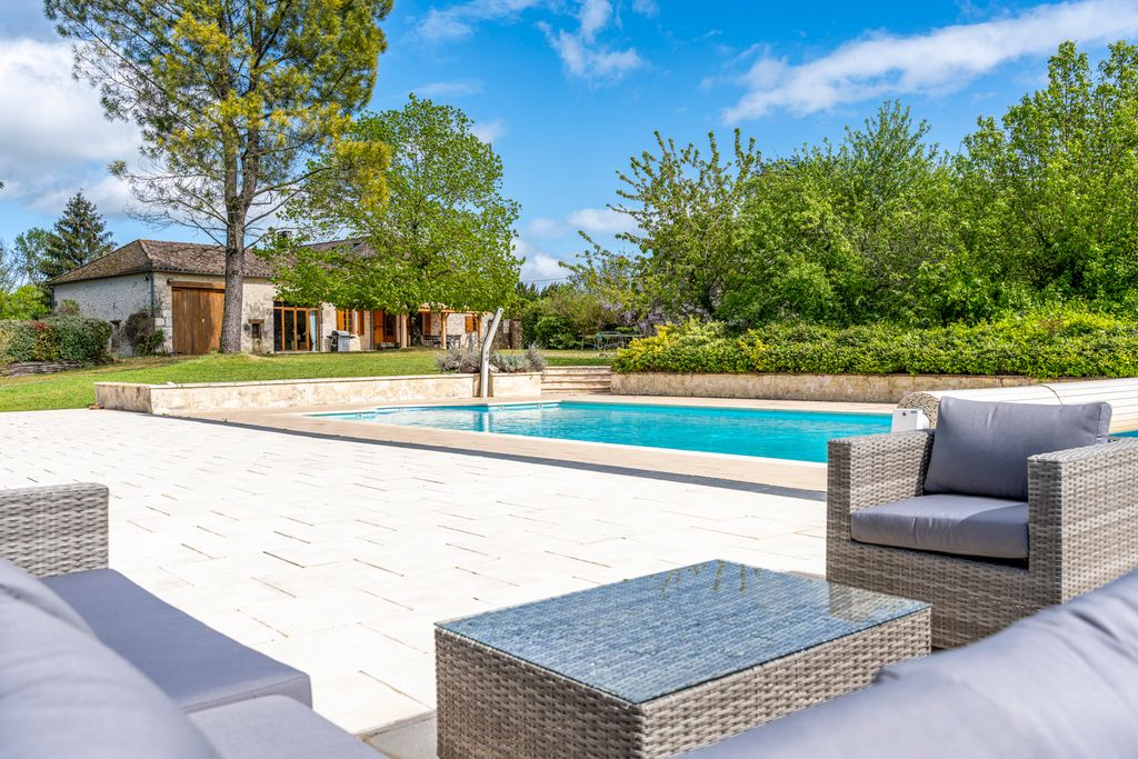 Maison Longchamps Dordogne Olivers Travels 1