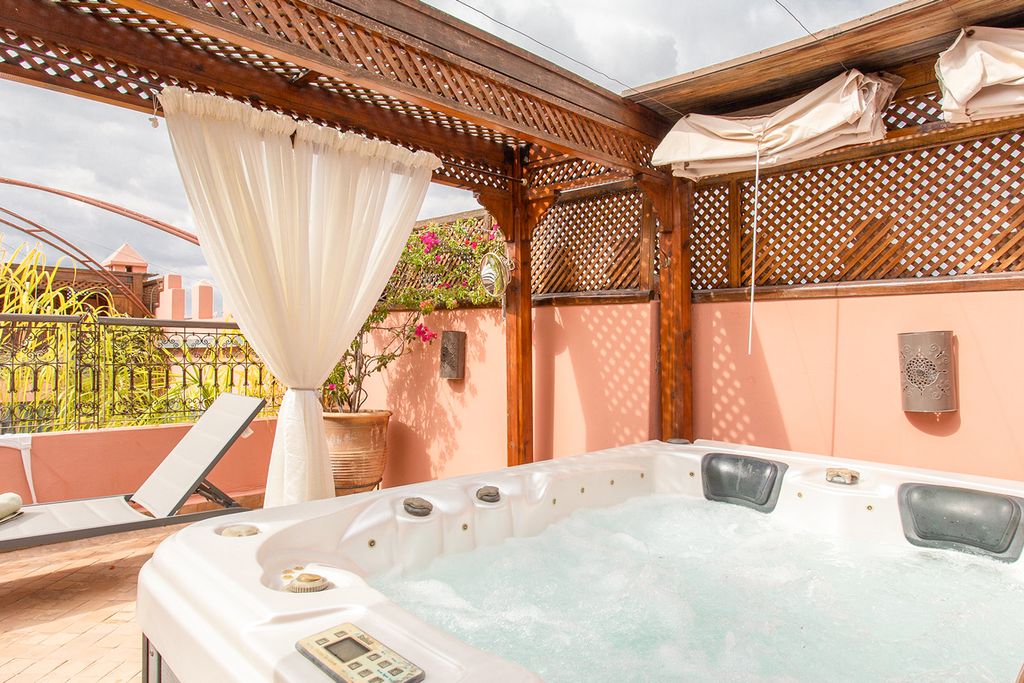 Riad Derb Marrakech OliversTravels 3