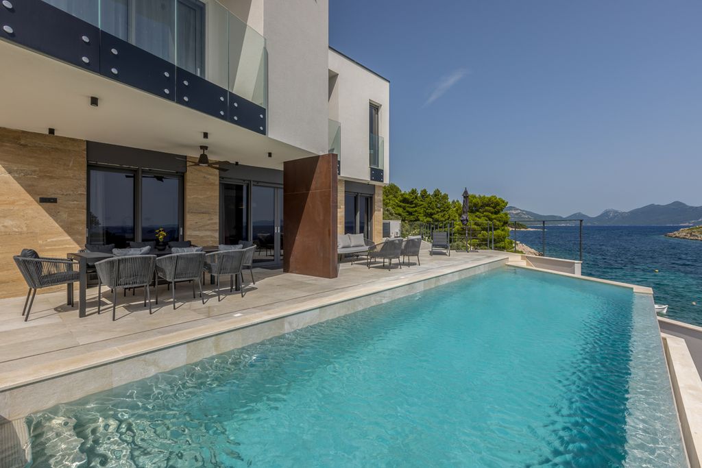 Villa Morra Dubrovnik Olivers Travels 2