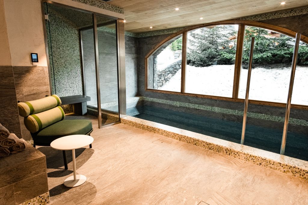 Chalet Harbour Val D isere France OliversTravels 3