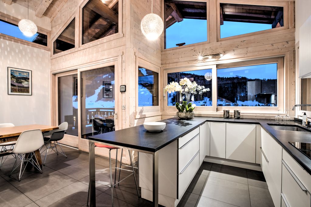 Chalet Moura Val D isere France OliversTravels 3