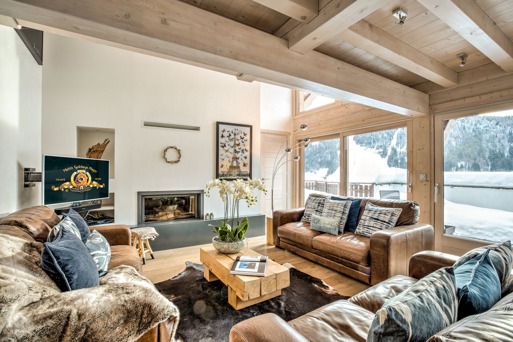 Chalet Moura Val D isere France OliversTravels 7