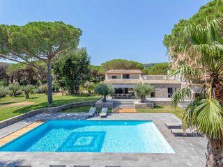 Signe De Paix French Riviera Olivers Travels 1