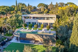 Villa Magnum French Riviera Olivers Travels 1