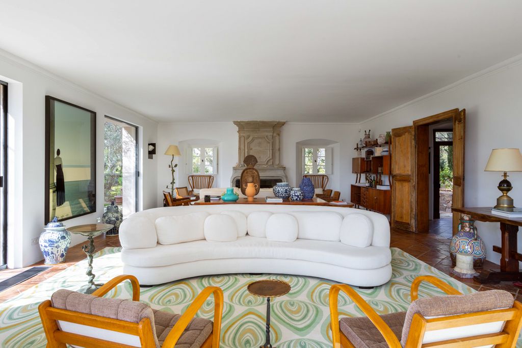 Villa Ceci French Riviera Olivers Travels 3