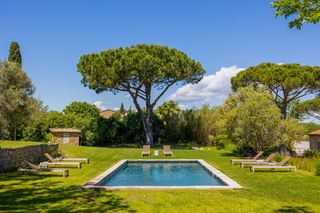 Bastide Renard French Riviera Olivers Travels 01