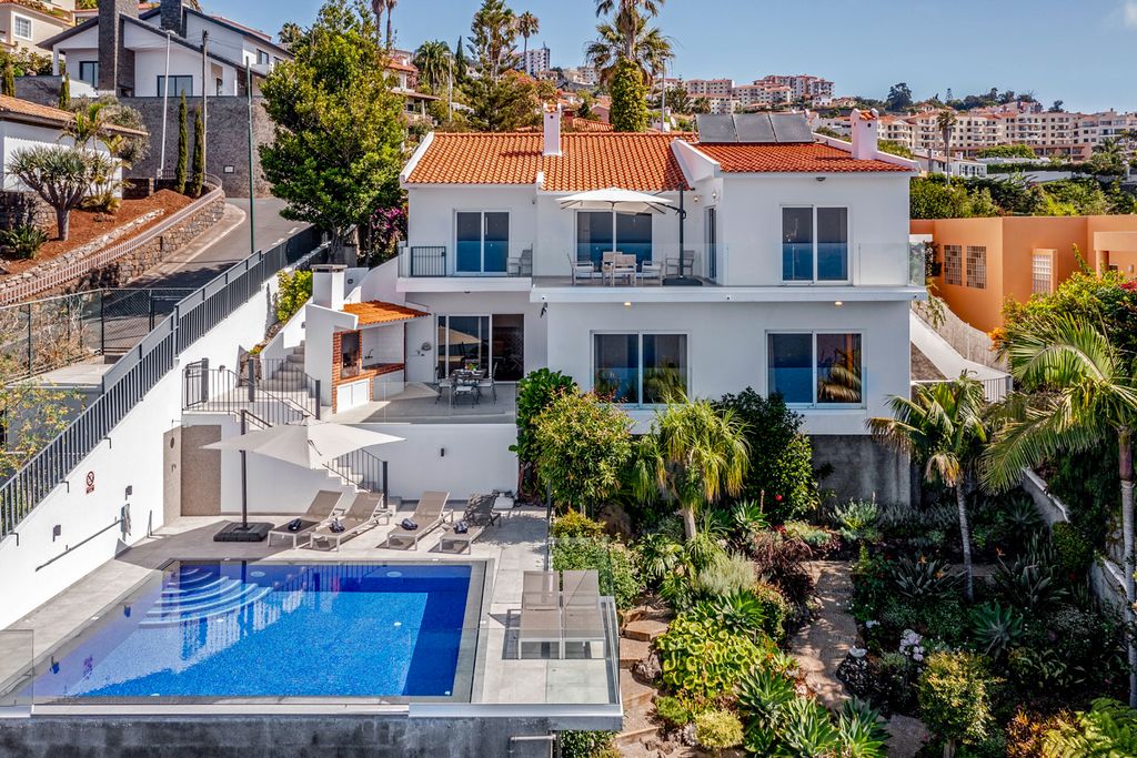 Villa Zarco Calheta Olivers Travels 1