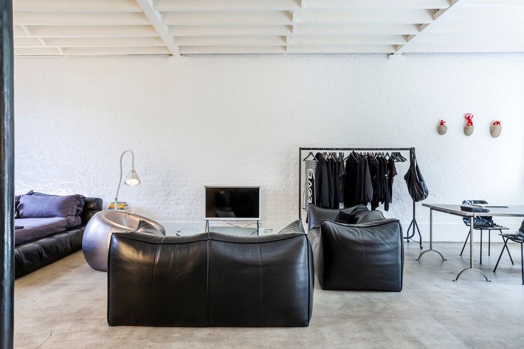 Minimal Luxe Mews London Olivers Travels 2