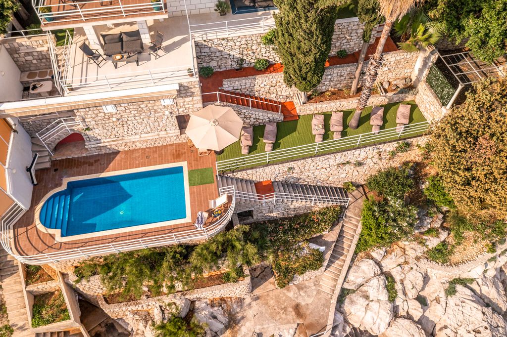 Villa Orelia Dubrovnik Olivers Travels 36