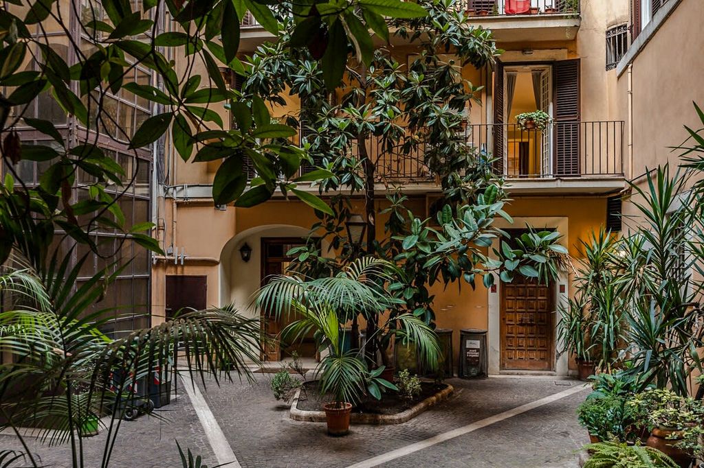 Apartment Navona Rome Olivers Travels 3