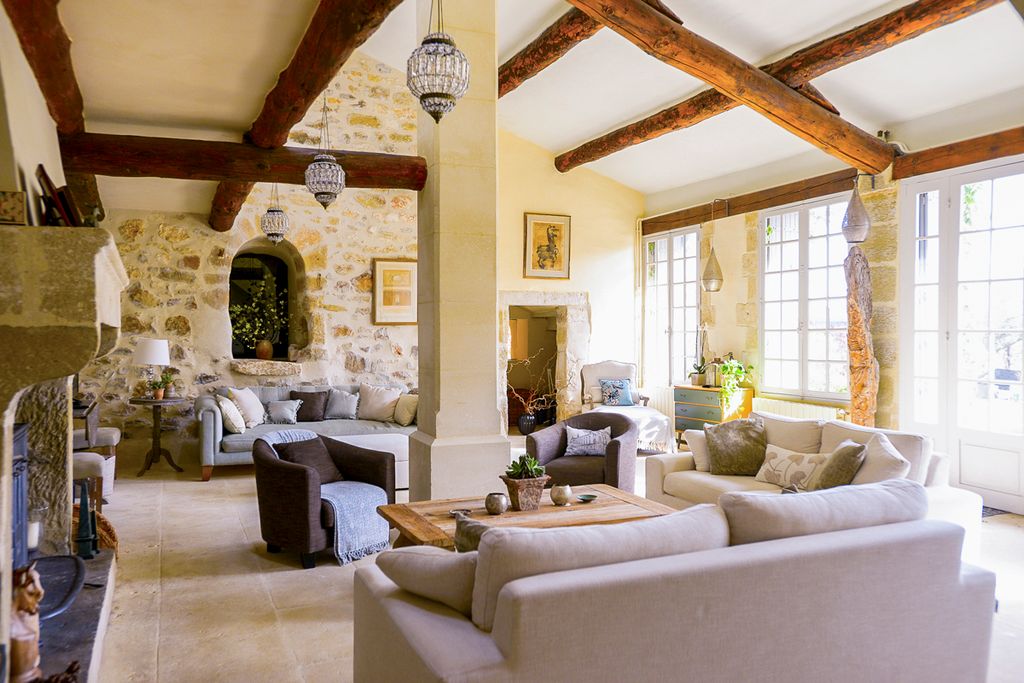 Mas du Vernede Languedoc Olivers Travels3