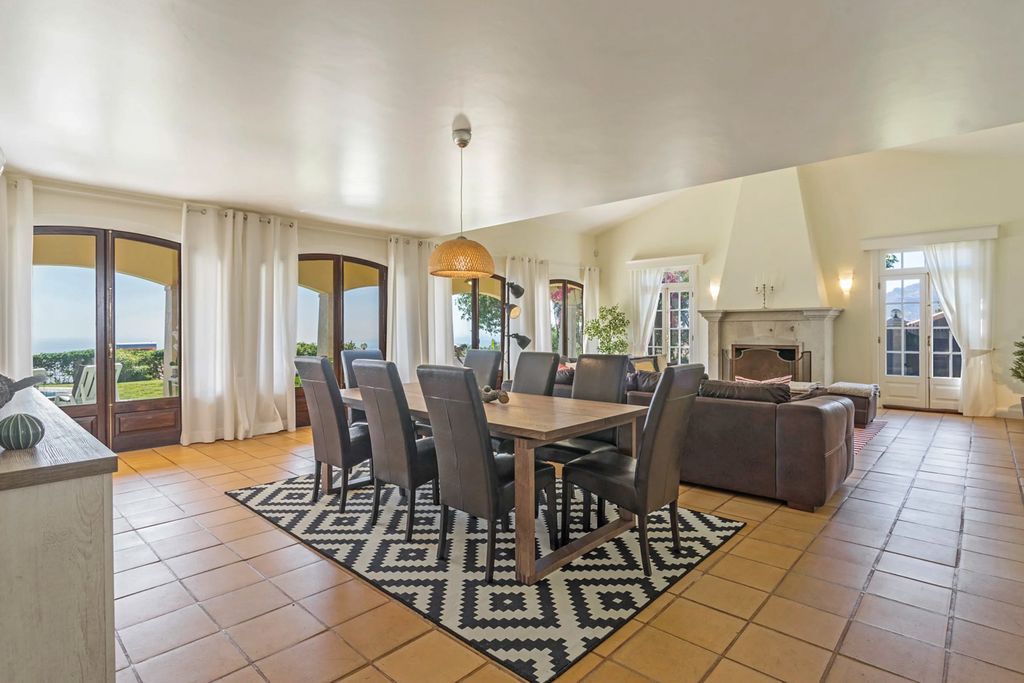 Villa Assicom Funchal Olivers Travels 4