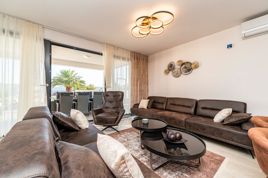 Villa Ayanna Dalmatia Coast Olivers Travels 4