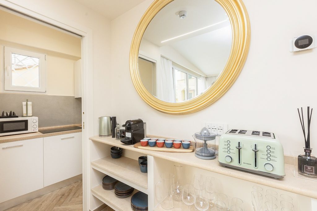 Fontana Terrace Rome Olivers Travels 05